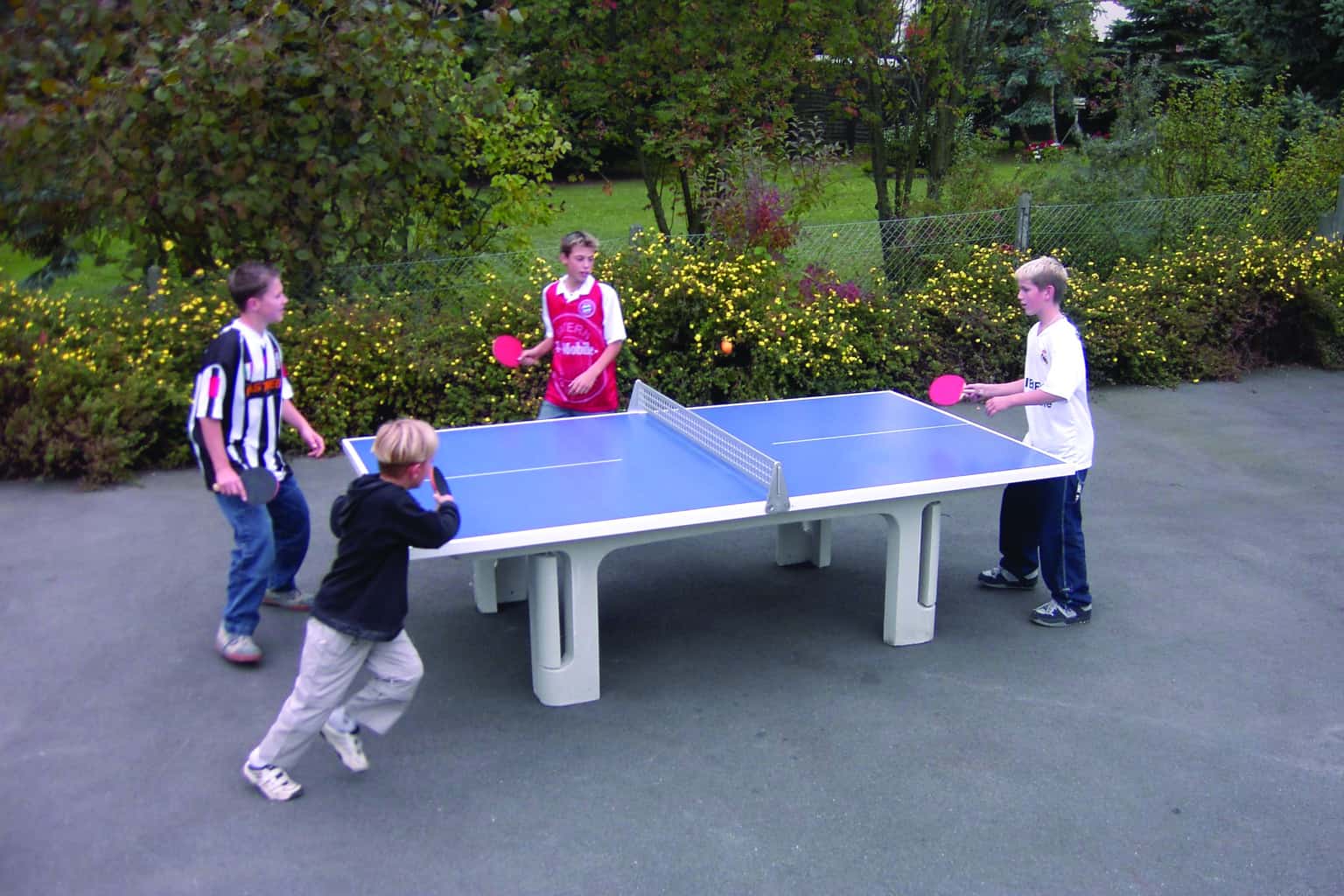 Butterfly Park Granite Green Concrete Table Tennis Table - Image 3