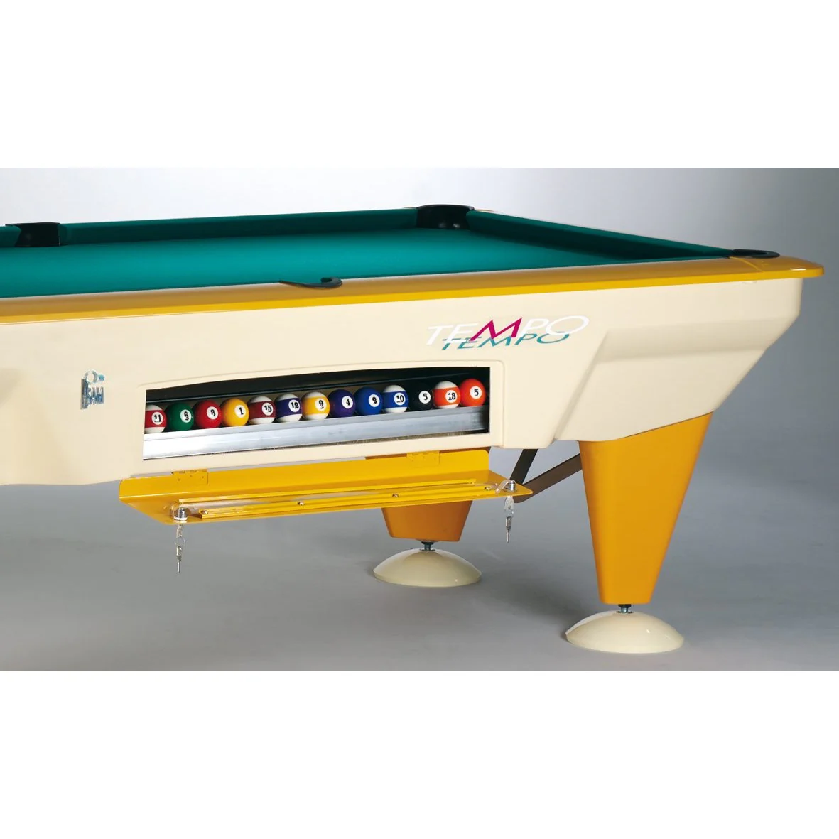 Tempo Garden Outdoor Pool Table - Image 4