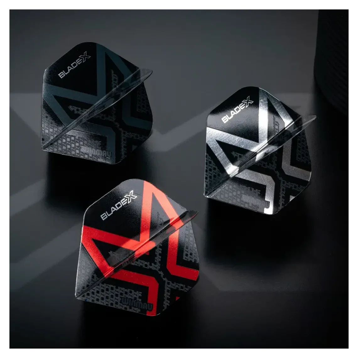 Winmau Blade X Prism Delta Metallic Black & Red Dart Flights - Image 4